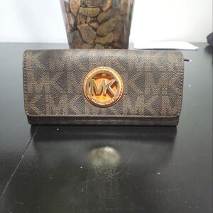 Michael Kors long wallet